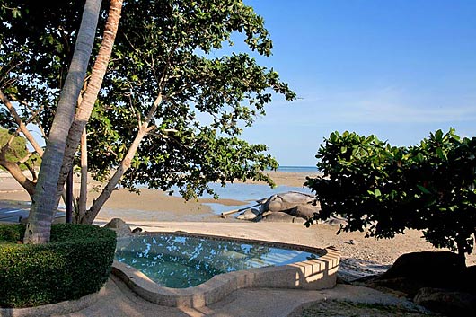 Thailand Beachfront Vacation Rentals