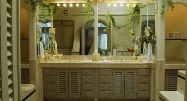 Main House Bathroom