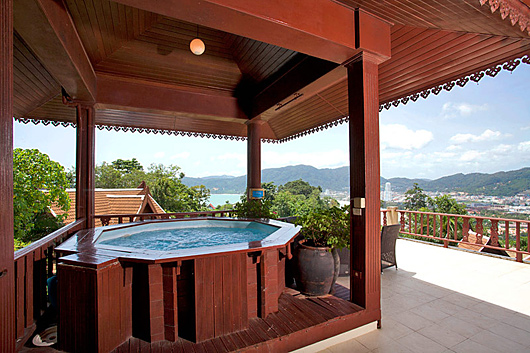 Phuket Beachfront Vacation Rentals