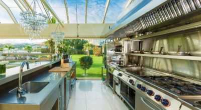 Kitchen to cater for guests