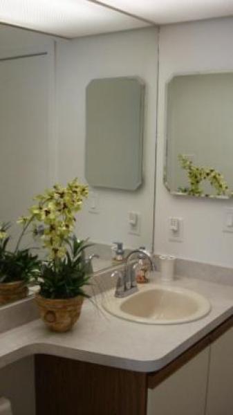 Upper Level Bathroom
